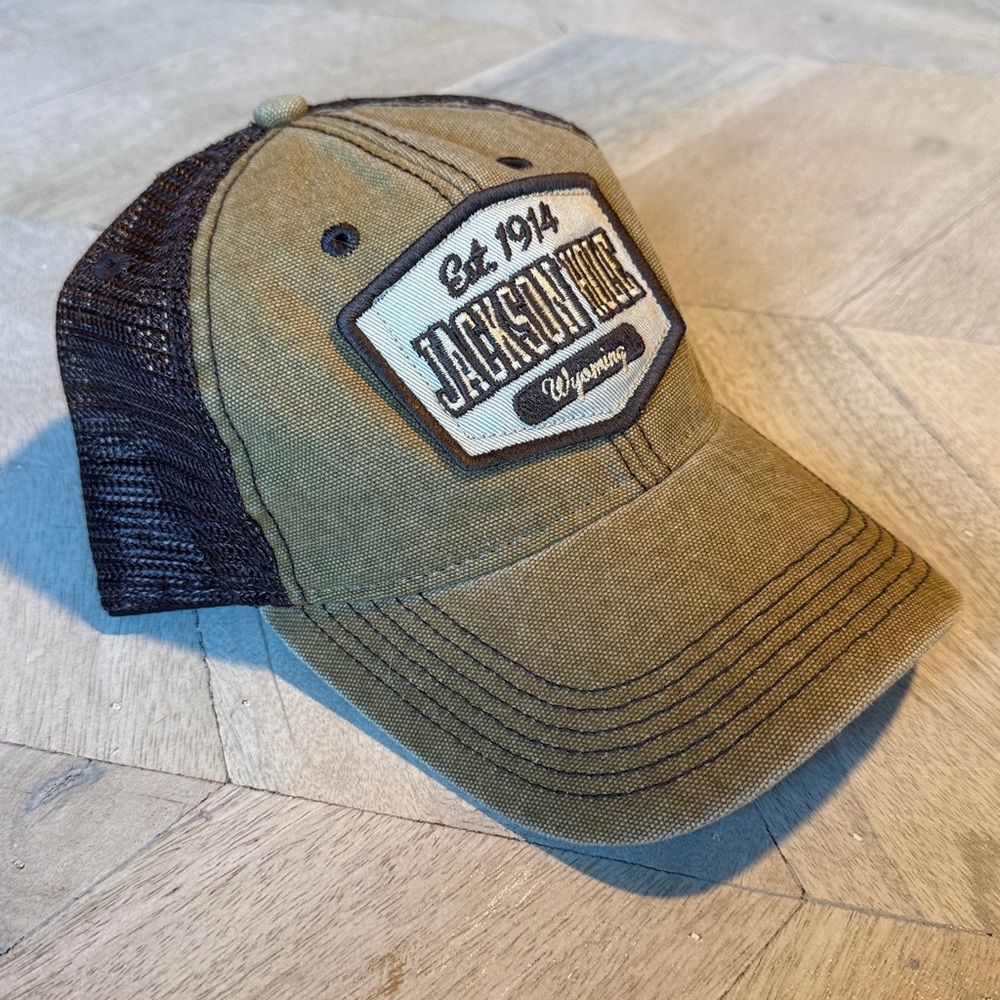 Jackson Hole Wyoming Trucker Hat in Shades of Brown EUC - Picture 2 of 4